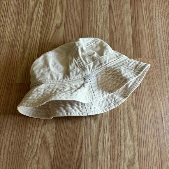 Aritzia Bucket Hat in Matte Pearl - Picture 4 of 6